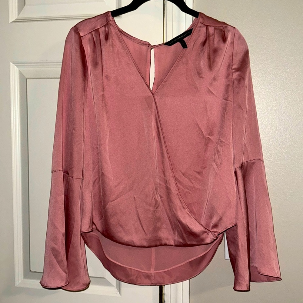 WhiteHouseBlackMarket Size 4 blush satin blouse